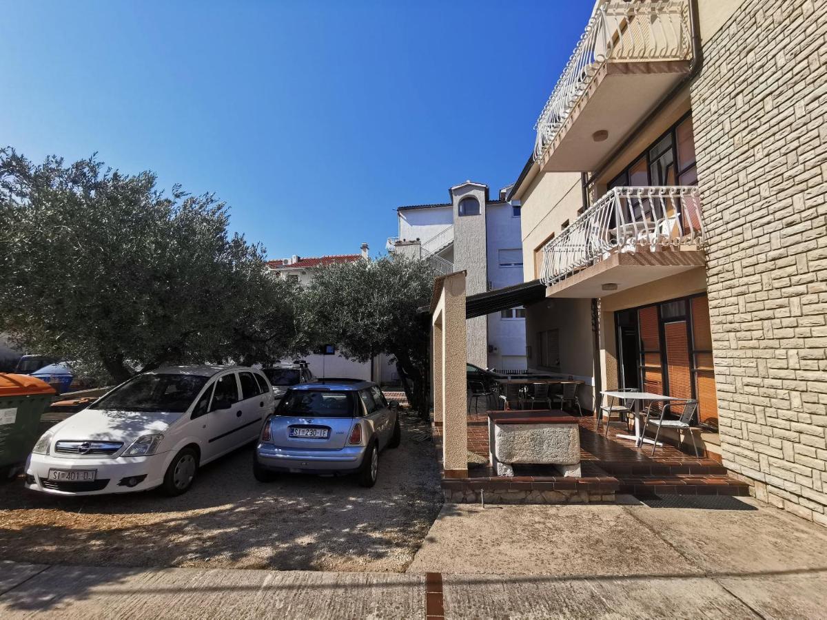 Apartment And Rooms Mrkovic Vodice Dış mekan fotoğraf