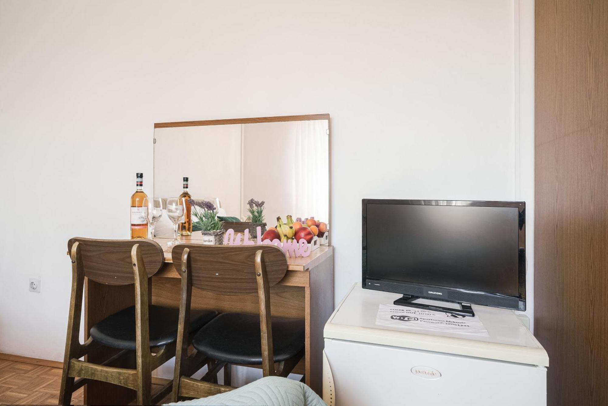 Apartment And Rooms Mrkovic Vodice Dış mekan fotoğraf