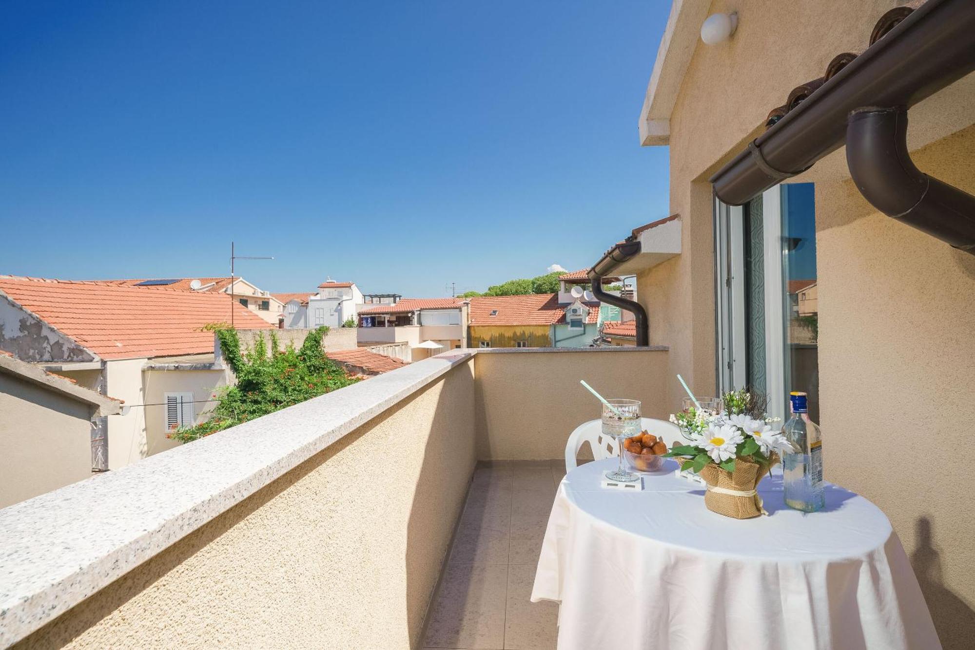 Apartment And Rooms Mrkovic Vodice Dış mekan fotoğraf
