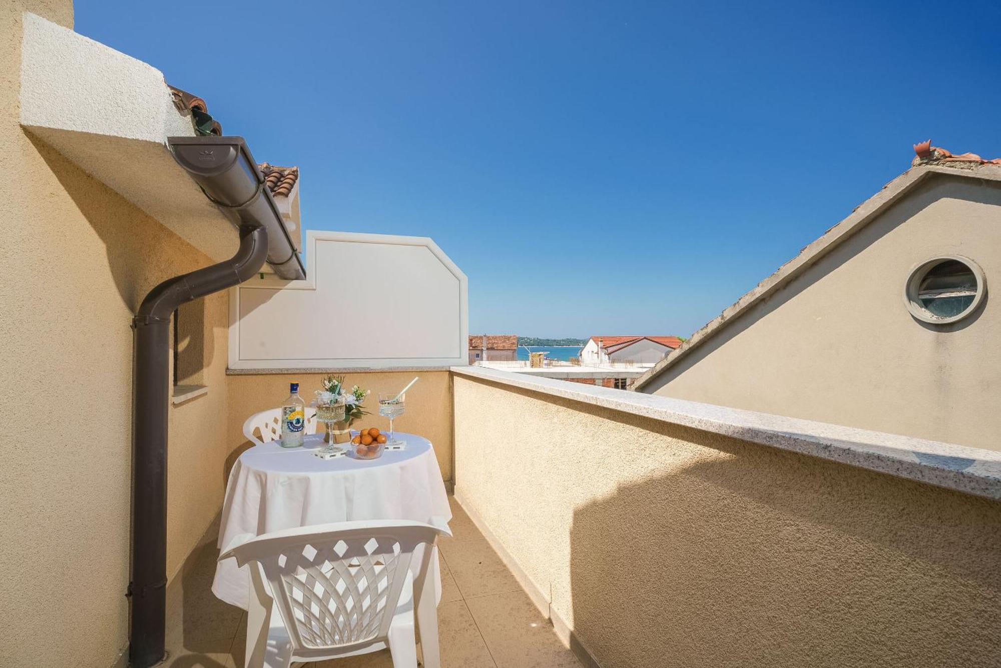 Apartment And Rooms Mrkovic Vodice Dış mekan fotoğraf